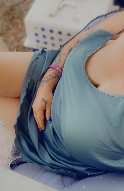 View shybustychick OnlyFans videos and photos for free 

 picture 2