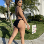 yocravesimone Profile Picture